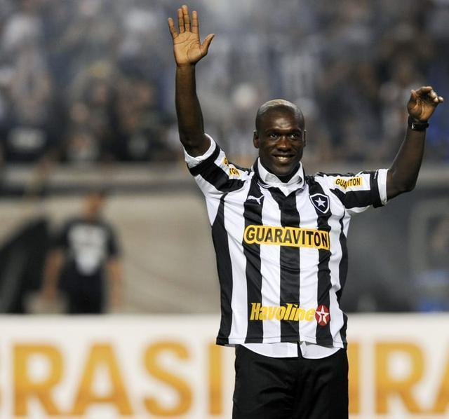 西多夫|西多夫的最后一站:巴西球迷以为他去混薪水,他却当成球队领导者