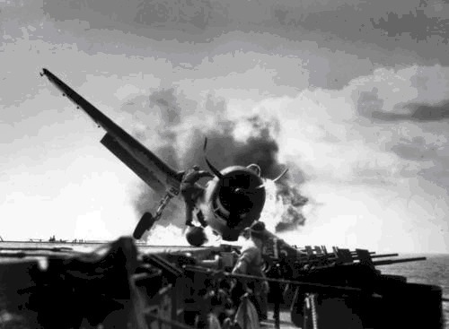 发射|1944年,美军13个鱼雷艇发射的鱼雷全部打空,没想到日军还伤亡惨重