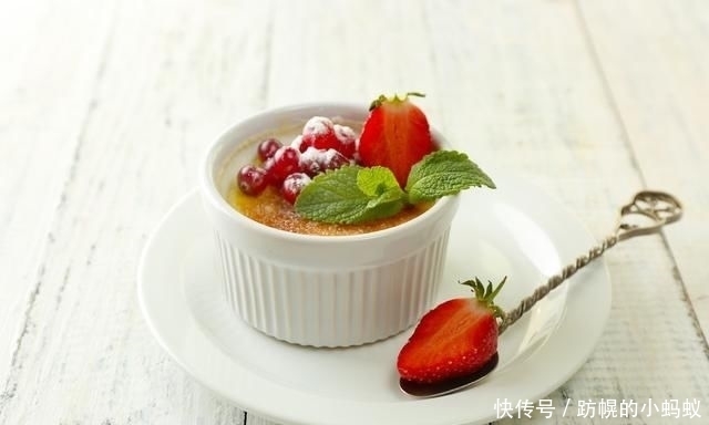  寿司|美食俱乐部：学学草莓焦糖布丁和彩色寿司怎么做吧