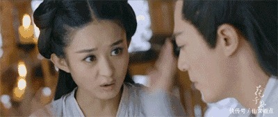  浮夸|郑爽新造型太浮夸，尬到眼睛都疼，她还能撑起《花千骨》吗？