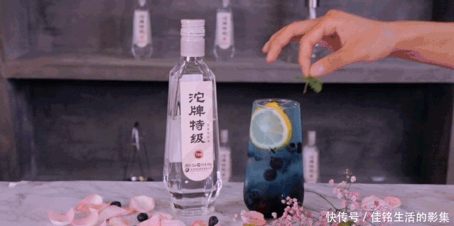 口感|李沁特调酒教程上热搜,加上这种酒味道更绝!
