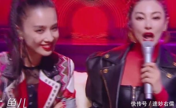 动作|有种强势叫张雨绮,坐黄圣依边上时,看到她动作,真当镜头拍不到