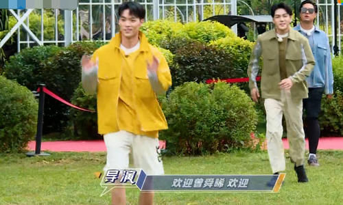 称呼|《偶像练习生》结束两年,蔡徐坤再遇大厂男孩,开口称呼让粉丝泪崩