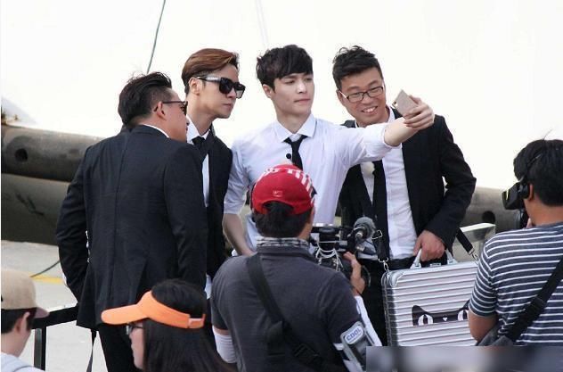 路透|《极限挑战6》路透:邓伦替代张艺兴,郭京飞被“男人帮”玩惨?