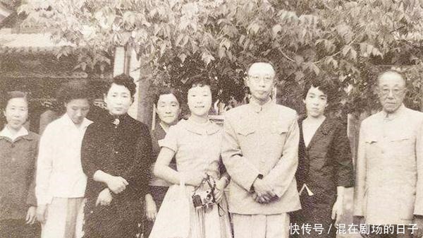 不靠|末代皇帝溥仪的皇叔,宁愿摆摊也不靠日本人,最后结局如何