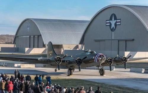 交织|美女、战争与生死的交织——“孟菲斯美女”号传奇故事与真实历史