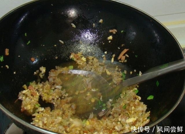  好吃|炒“蛋炒饭”用热米饭，还是冷米饭？我一直弄错！难怪不好吃