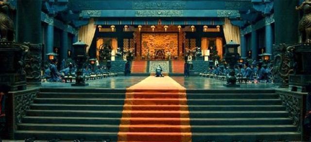 皇帝|古代没有普通话，皇帝上朝如何面对各地方言的轰炸呢？