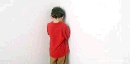 不该|与大人相比，孩子的错误，最不该随便原谅_惩罚