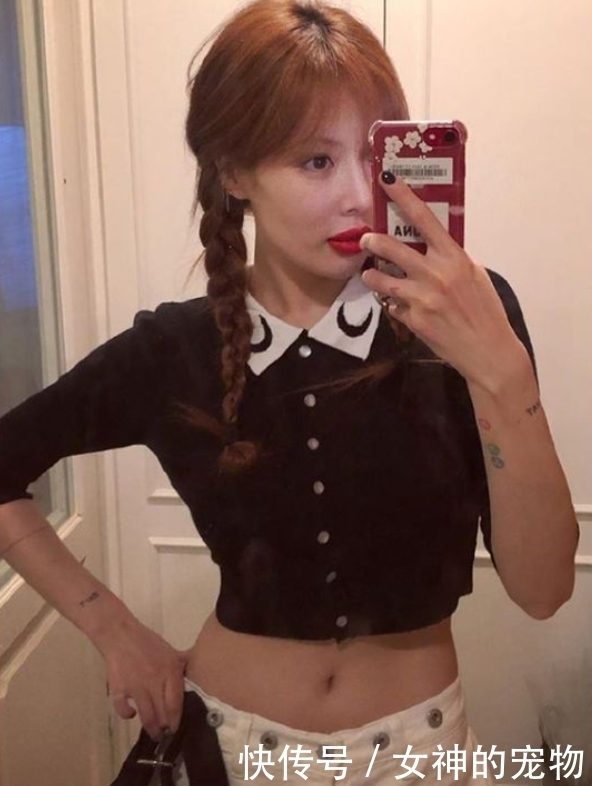 绿茶|自黑成“绿茶女”似乎成新时尚?这些空气衫也成了大热门,贼性感