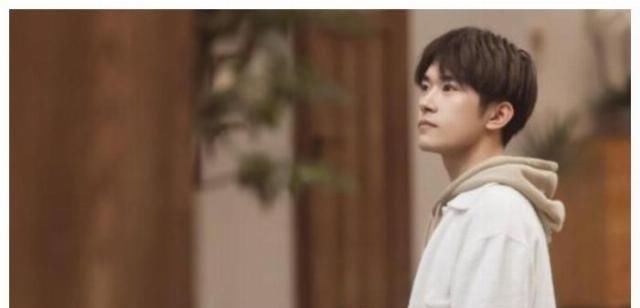  原因|终于找到千玺胖十斤的真实原因了！千玺太难了！