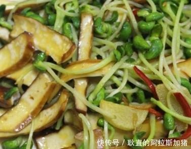 硬菜|酥香掉渣,蒜香味浓郁,外酥里嫩,一看就是硬菜,学会露一手