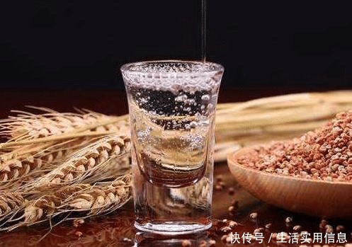 桂林三花酒|超市这4款“平价”白酒,其实都是纯粮好酒,十个酒鬼九个爱喝