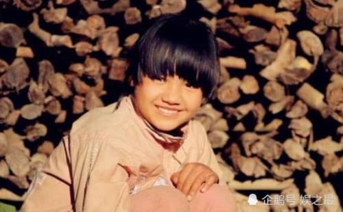 生活费|《变形计》“最穷”城市主人公,看清她的化妆品:普通人半年的生活费