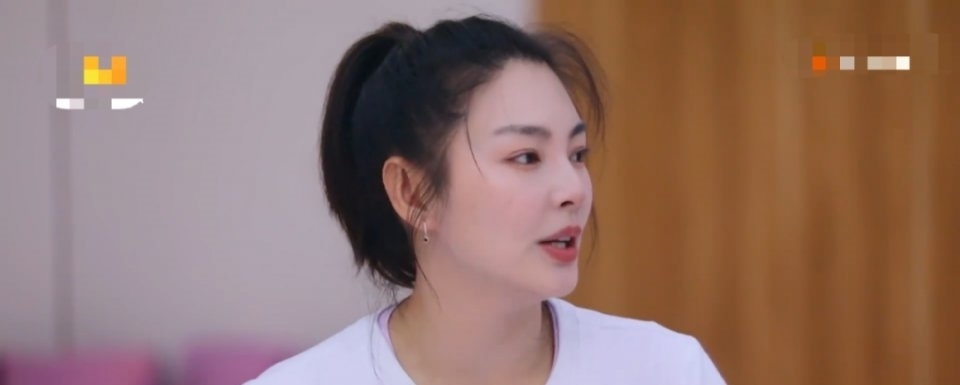 忌惮|《乘风破浪》“搞事三人组”, 性格强势让人忌惮, 团队被她们搅乱