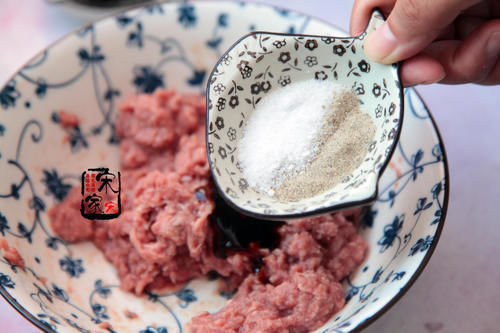 贤惠|30岁妈妈的拿手肉饼,又软又香,半个小时就搞定,网友:贤惠