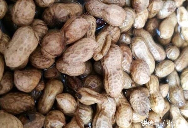  公开|花生怎么做才好吃？凉菜师傅几十年的“秘方”大公开，下酒又下饭