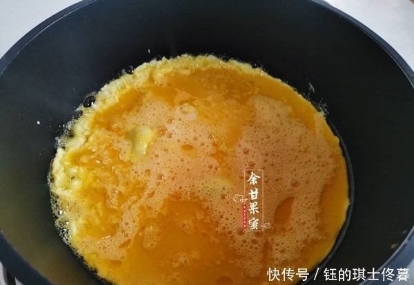 辣椒|这食物一个就10元,加点蔬菜蘑菇,炒一炒出锅,鲜香下饭