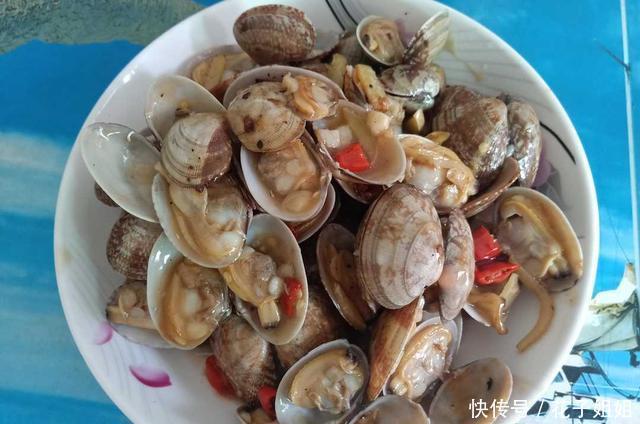  花甲|爆炒花甲是冷水下锅还是开水下锅，很多人都做错了难怪不好吃