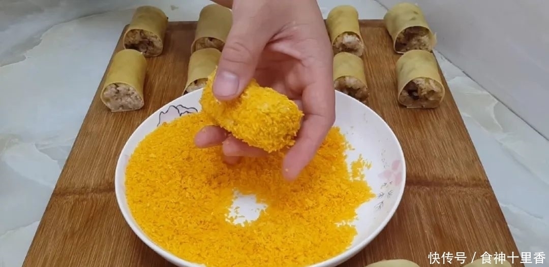 孩子|糯米又出新吃法,加2把红枣,个个焦脆又软糯,出锅孩子抢着吃