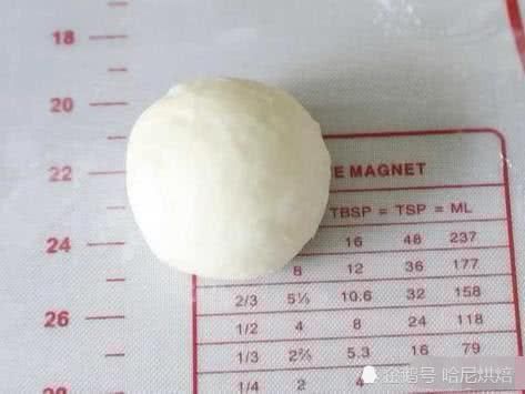 柔软|日式菠萝包,咋做才能柔软好吃很多人第一步就错了,关键在和面