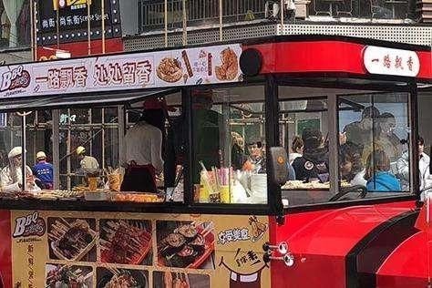 汉堡|大妈校门口卖早饭,中西餐常有,学员妈妈我想吃汉堡