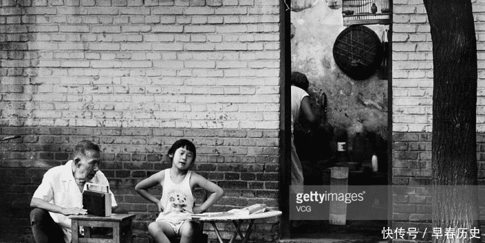 日子|美国人拍摄的30年前中国夏天: 没有空调的日子, 人们是这样过夏天的
