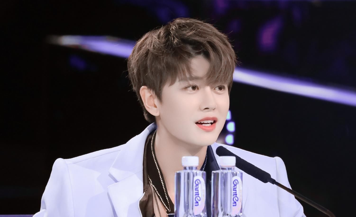  综艺|任嘉伦有多爱吃饭综艺上多次提起,大吃货无疑