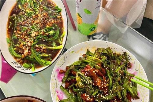 却说|老公请同事来家里吃饭,我下厨做一桌菜,上桌却说我精明过头了