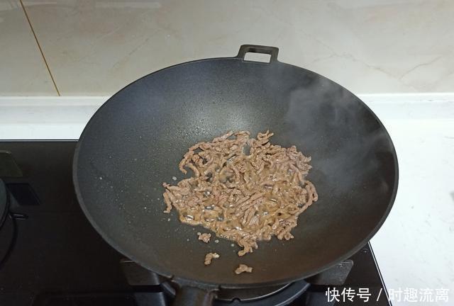 却说|今天晚餐只有1碗剩米饭,晒朋友圈,网友却说:太豪华了