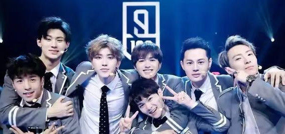 重生|蔡徐坤与资本的博弈,32亿违约金下的涅槃重生