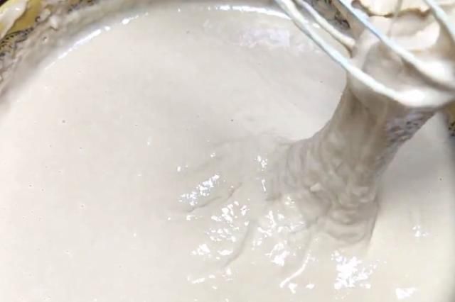  懶人|红糖发糕的懶人作法，绵软筋道，美味可口，比买的生日蛋糕还美味