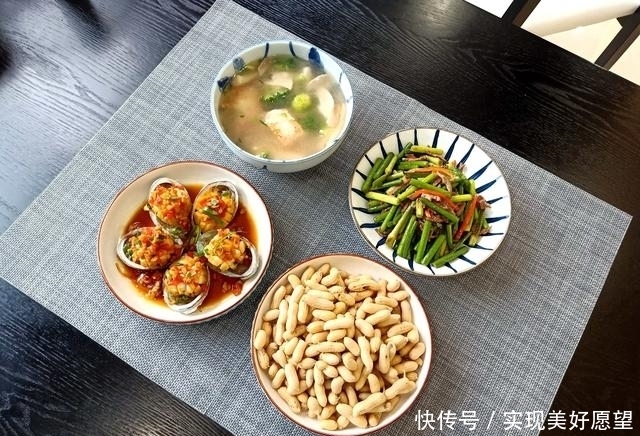 好吃|入秋后三餐别乱吃，此4个菜鲜美好吃，健康不上火，上桌就光盘