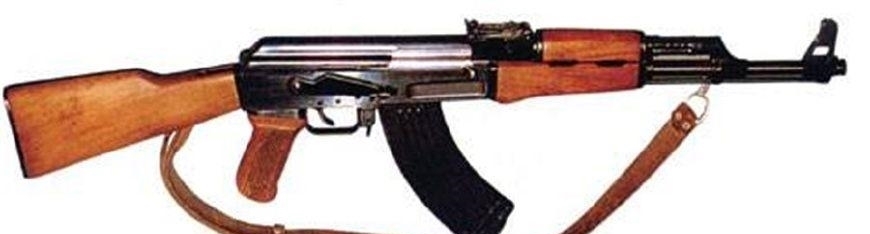 悍匪|90年代悍匪手持AK47灭掉黑帮, 屡屡逃脱抓捕, 最后栽在特殊爱好上