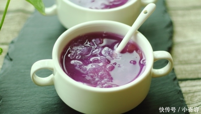 用清水|好喝看得见的紫薯银耳百合汤,清热又润肺,适合经常炖给家人喝!