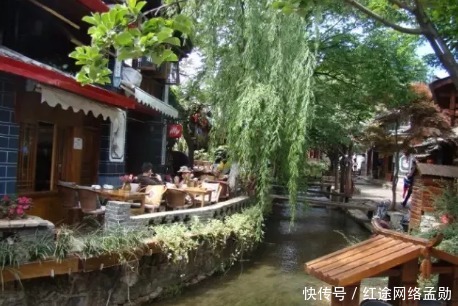 栽桑|农村老话为什么说前不栽桑 , 后不栽柳 , 院中不栽鬼拍手