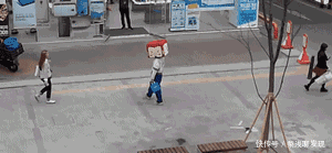 轮胎|“阅后即焚”小广告,环保又拉风