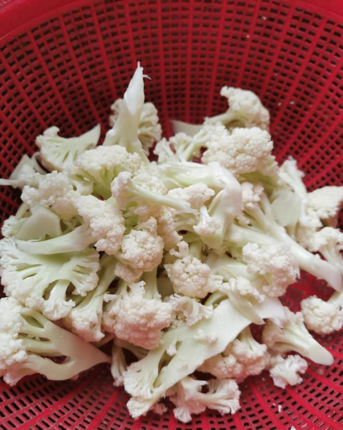 清炒菜花|清炒花菜怎么做好吃？多做一步，花菜清香爽口！