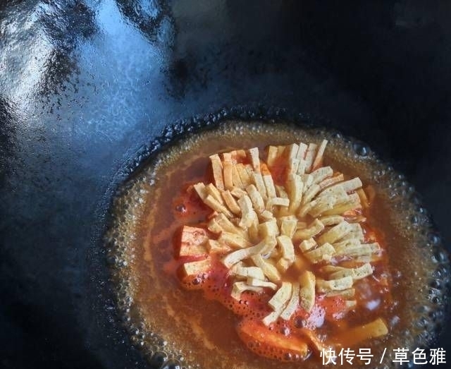  吃光|菊花豆腐，酸甜可口，营养丰富，连汤都吃光了