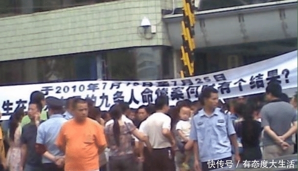  抢劫|中国最小的A级通缉犯，仅17岁，抢劫强奸致死9人，未判死刑！