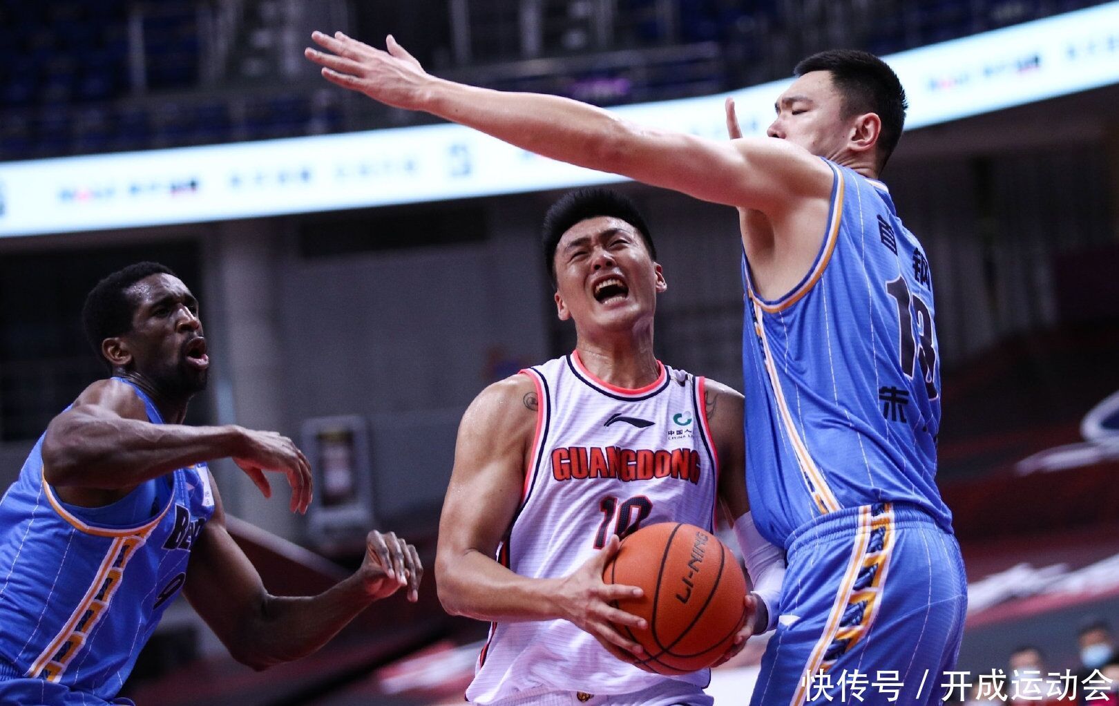 史诗|史诗般胜利!广东111-109加时战胜首钢:威姆斯40分,力挽狂澜