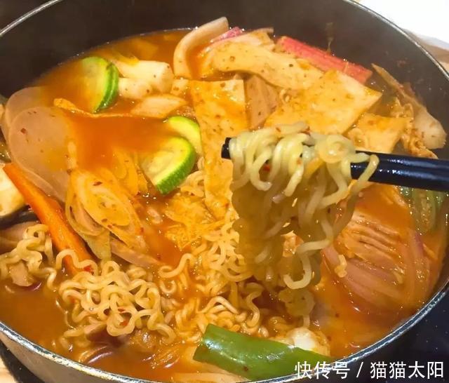 油炸|刚知道,“油炸”方便面和“非油炸”的区别是什么了,别再乱吃了