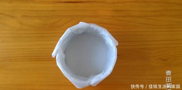 简单|超简单的巴斯克芝士蛋糕，芝士香味浓郁，口感非常细腻