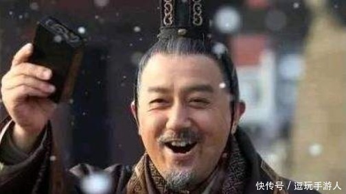 上衣|造反眼看失败,他脱上衣大哭,敌军瞬间向他倒戈,成功当上皇帝