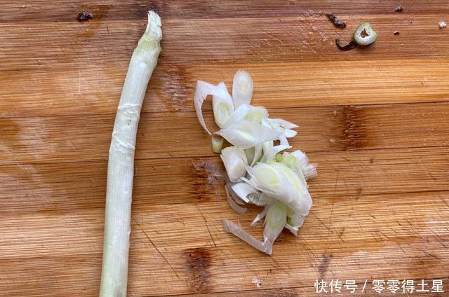 家里|中秋节家里来客人,买了2斤花蛤,做了个辣炒花蛤,口感香辣过瘾