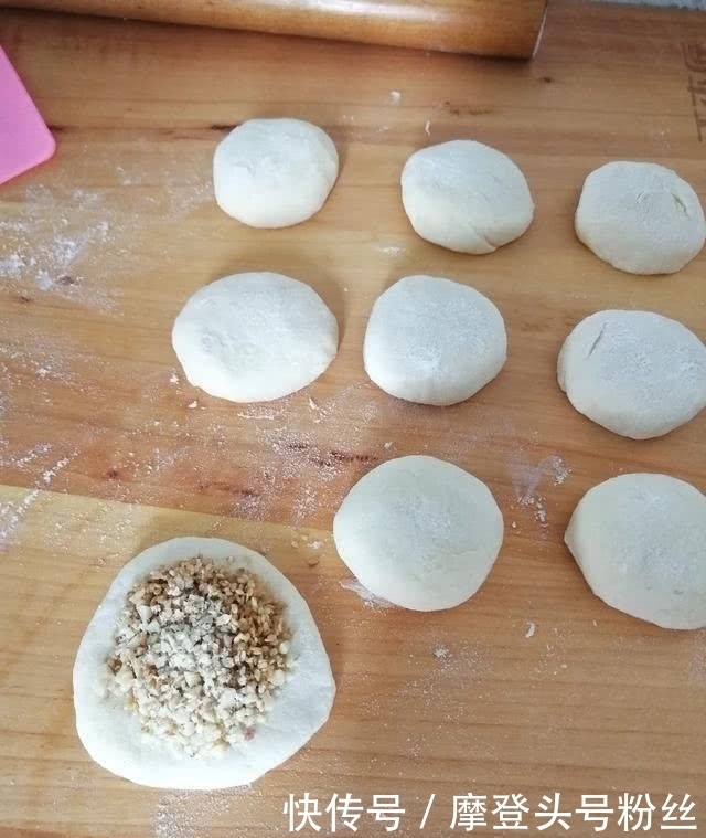  山药|一碗面粉，半碗花生米，不煮不炸，出锅花生香味浓郁，真好吃