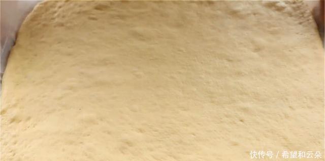 浓郁|分享美味早餐,做法简单,比馒头营养,比油条健康,葱香浓郁松软