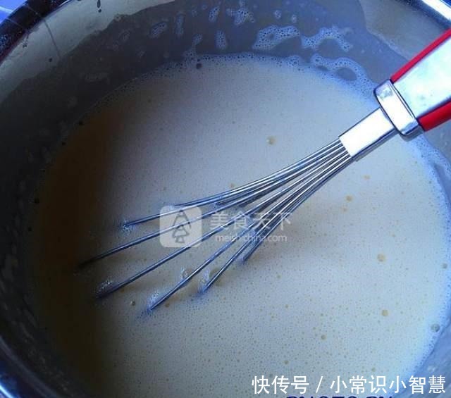 简单|草莓千层蛋糕，一口锅就能做，做法简单，营养美味！