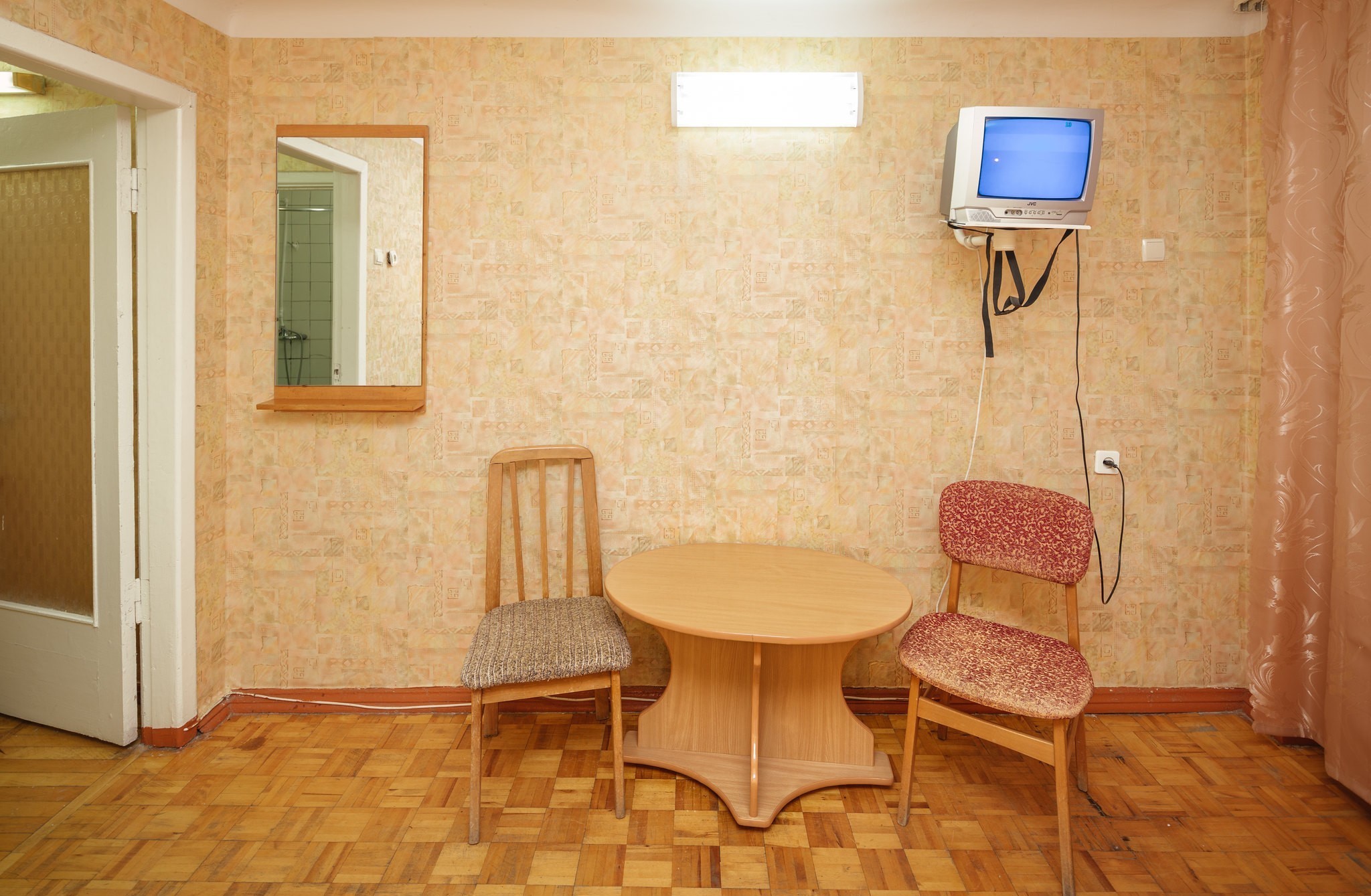 章晟|章晟:半世纪前的前苏联疗养院,在历史与当下间游走