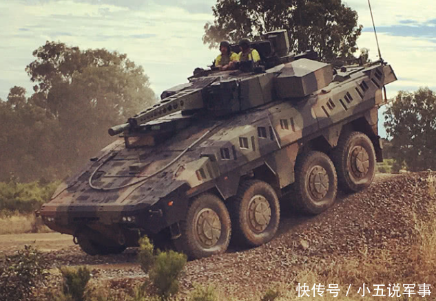堪称世界上最好运兵装甲车!最大行程1000公里!超大马力!